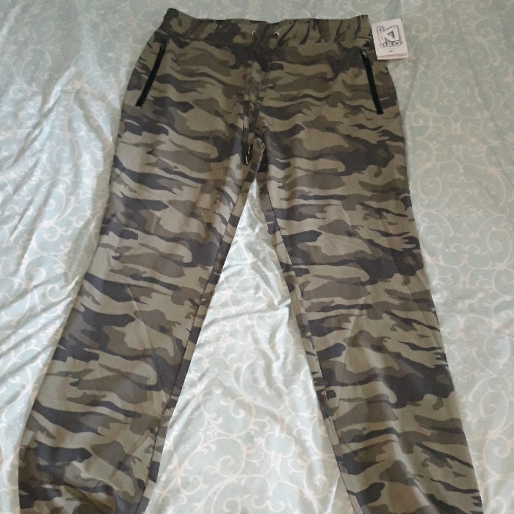 Camo Active Jogger Bottom